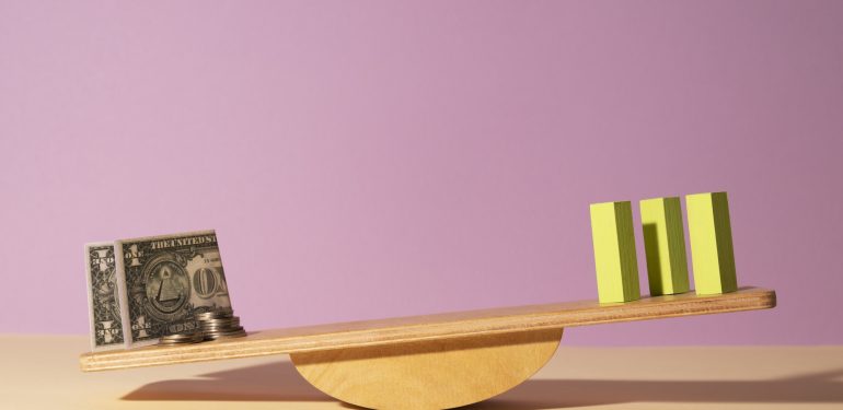 Cari Denge Ne Demek? Cari Açık Ne Anlama Gelir?