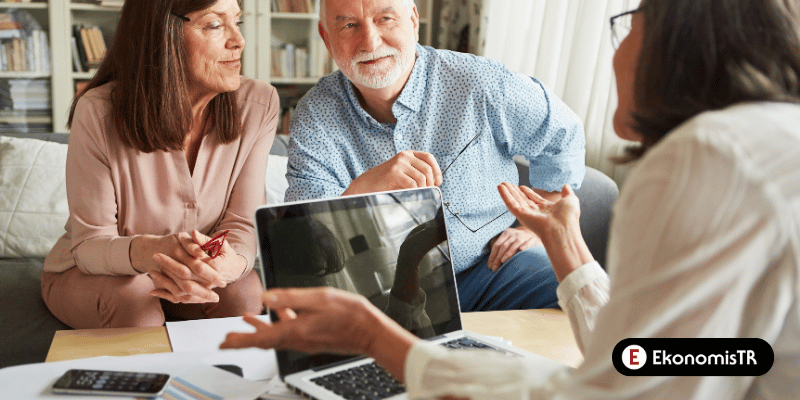 Emeklilikte Düşük Gelirle Nasıl Geçinilir? 1 Emeklilikte Düşük Gelirle Nasıl Geçinilir?
