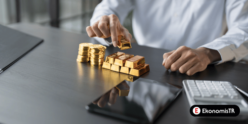 Altın Kriz Döneminde Neden Yükselir?